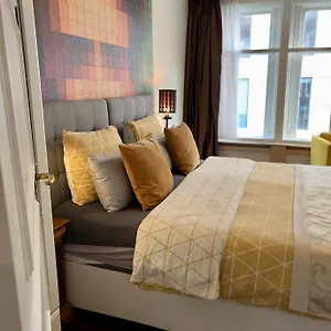 4 Guestrooms Bed & Breakfast Amsterdam